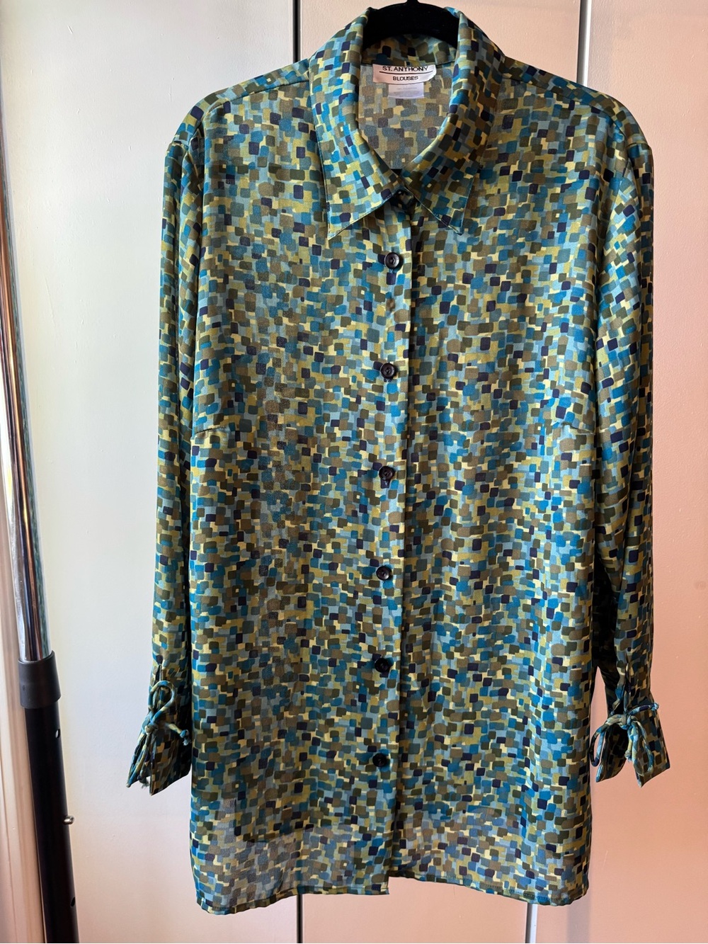 VTG 90s St. Anthony Floral Blouse L - Made in Hong Kong